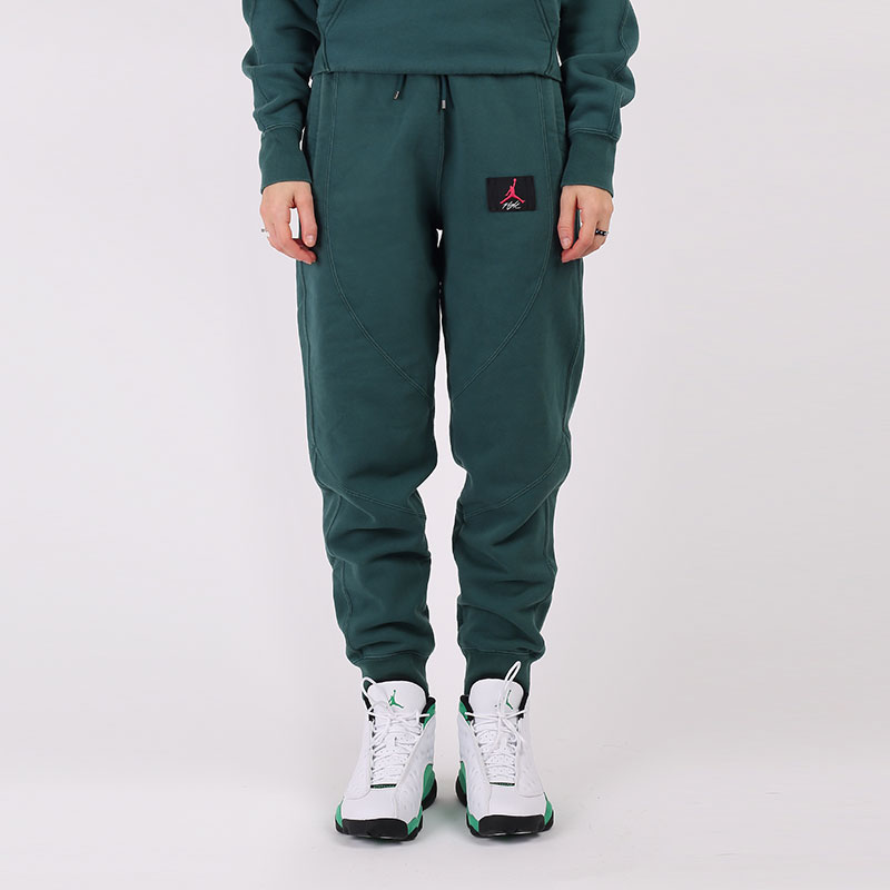 женские зеленые брюки Jordan Flight Fleece CV7795-300 - цена, описание, фото 3